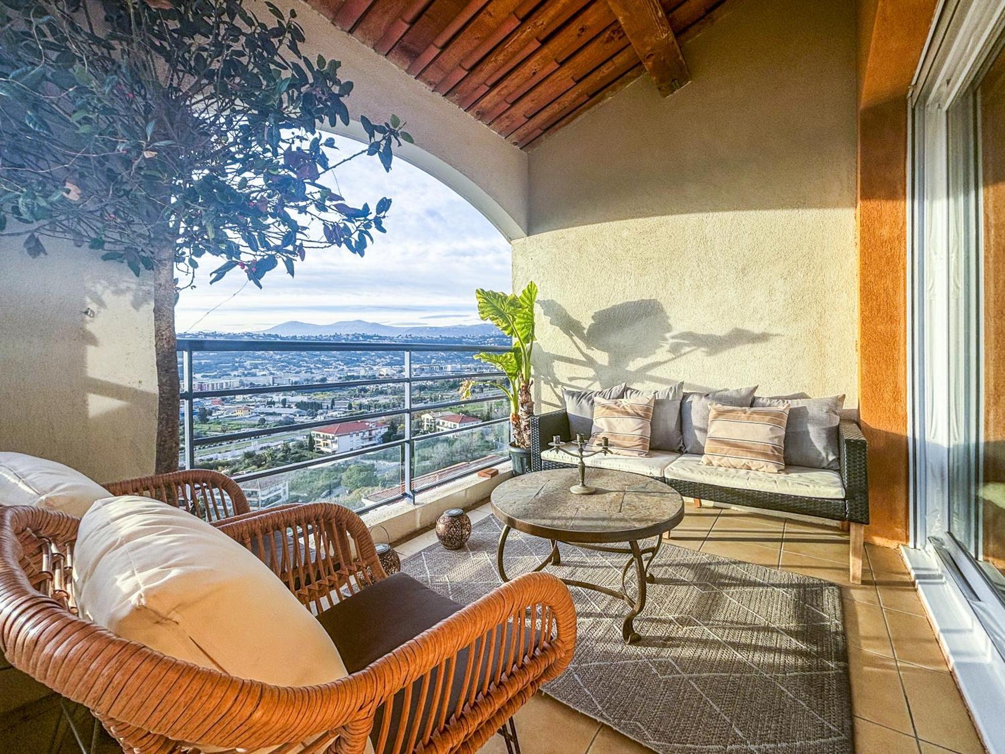 Terre D'azur - Wifi, Parking, Vue Mer Appartement Nice